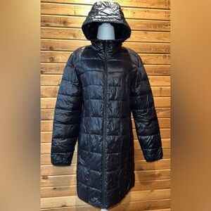 Aventure Women's Black Hooded Puffer Coat